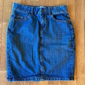 Tex by Max Azria denim skirt size 12/14